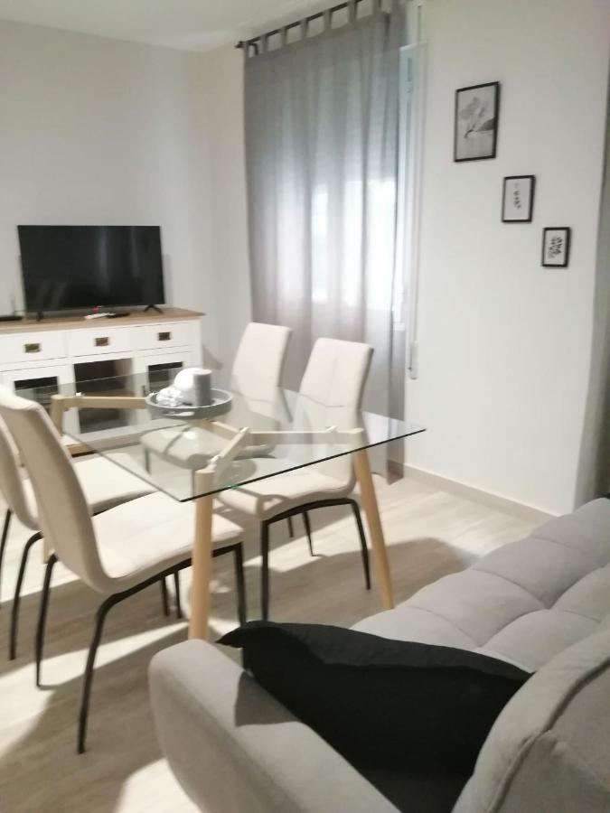 Calderon Apartment La Roda Luaran gambar