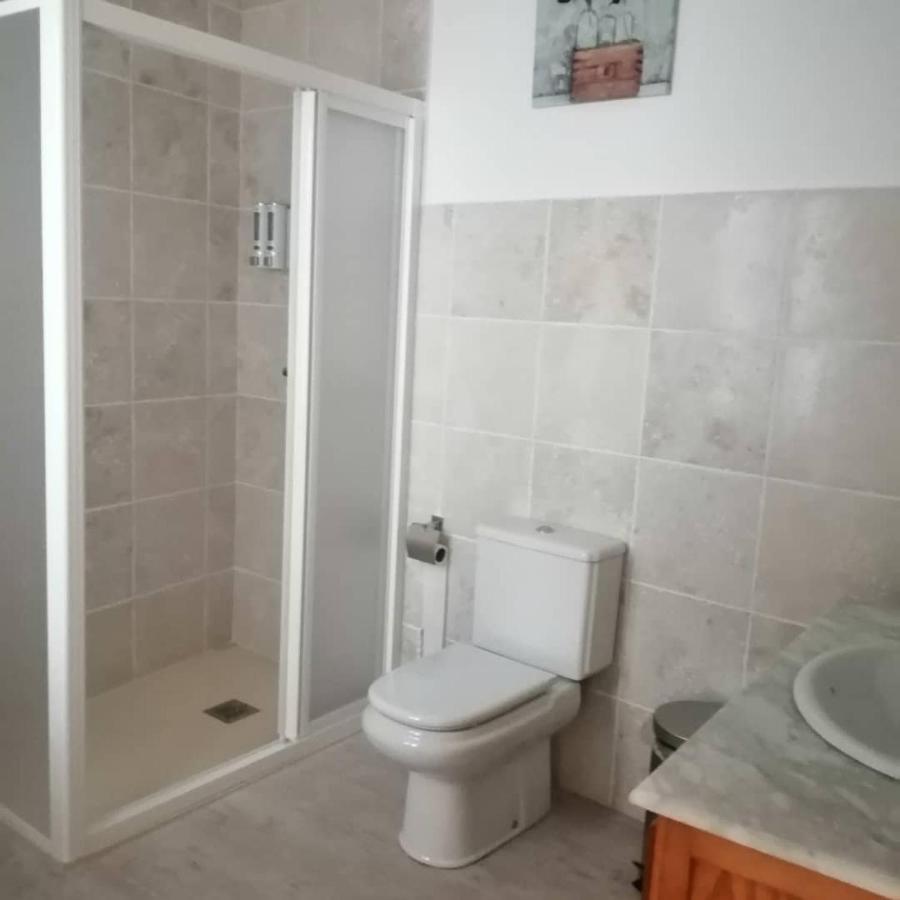 Calderon Apartment La Roda Luaran gambar
